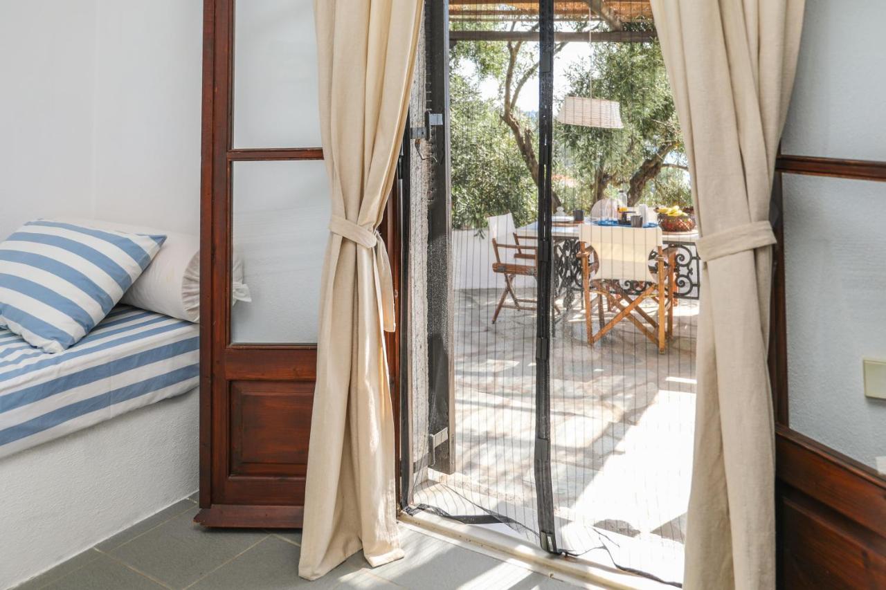Golden View Villa Skiathos Town Bagian luar foto